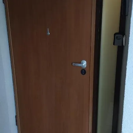 Gawota 9 * Varşova